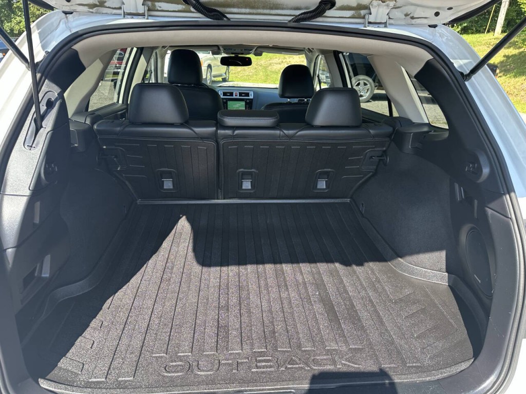2016 Subaru Outback Image 30