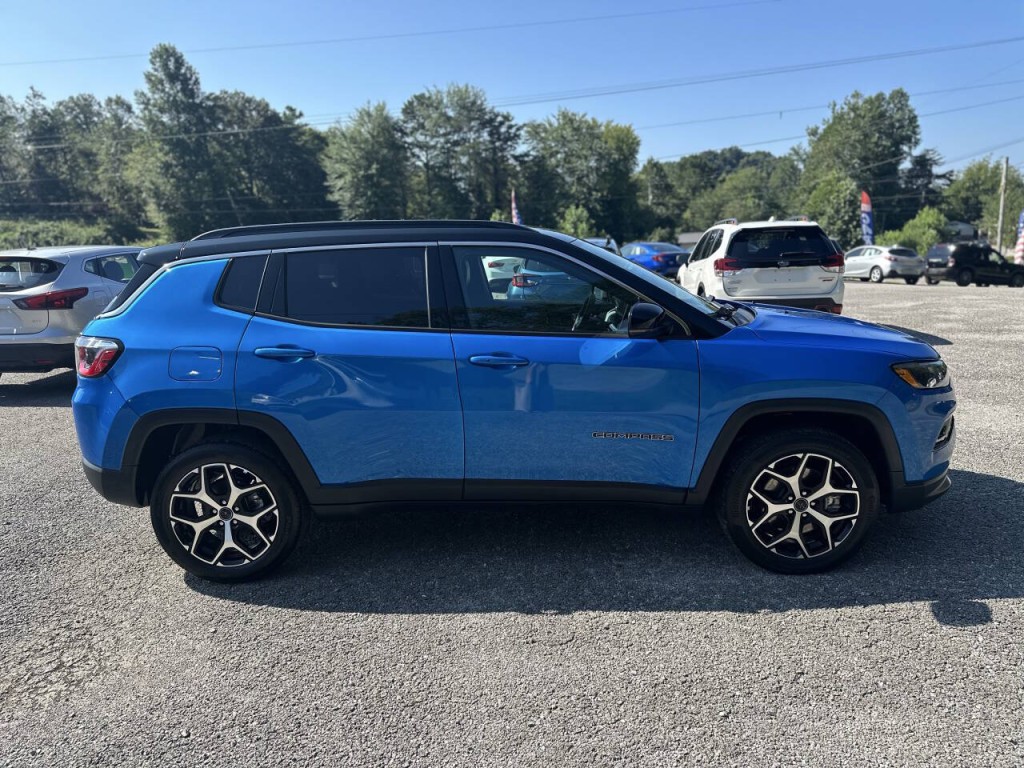 2025 Jeep Compass Image 5