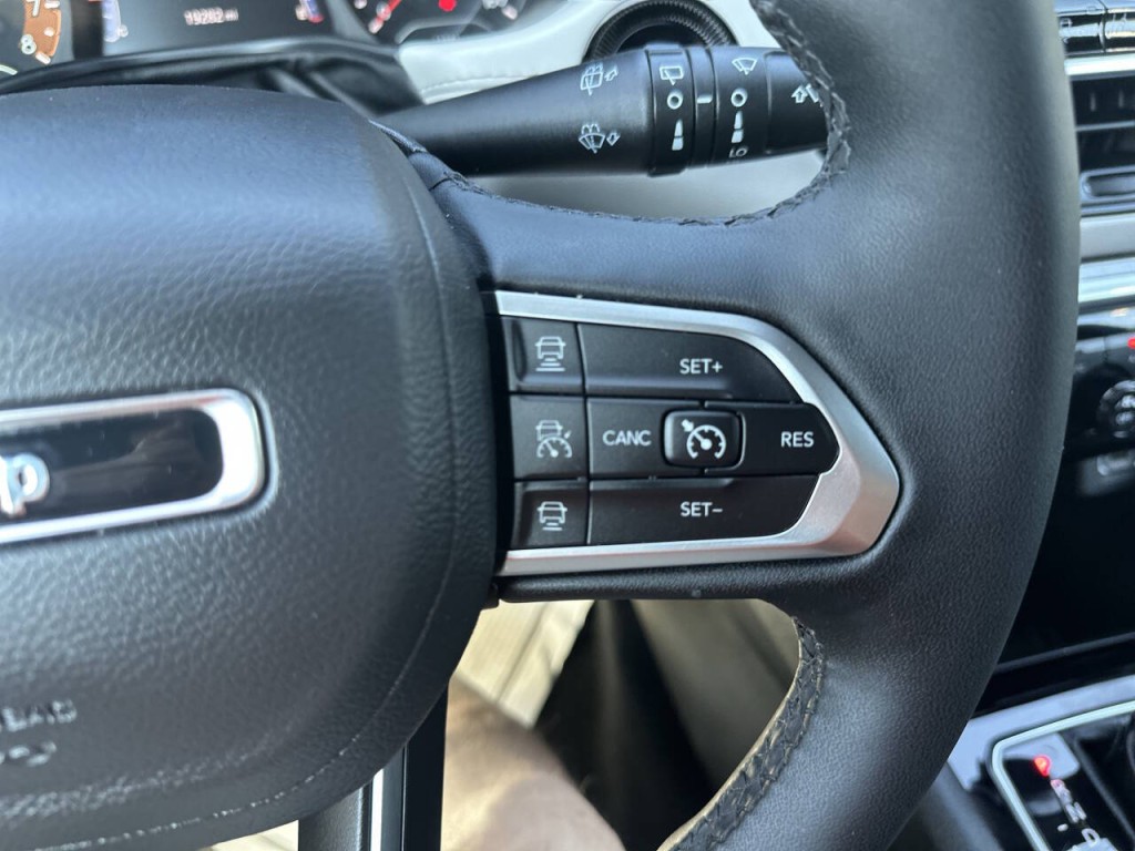 2025 Jeep Compass Image 47