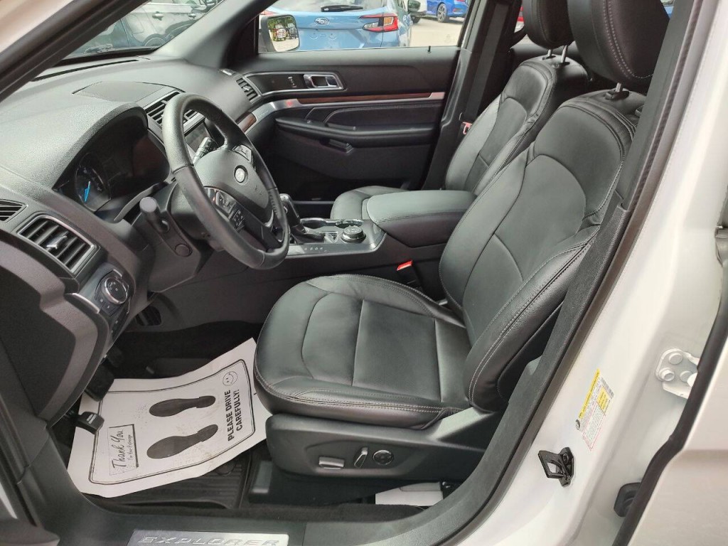 2018 Ford Explorer Image 18