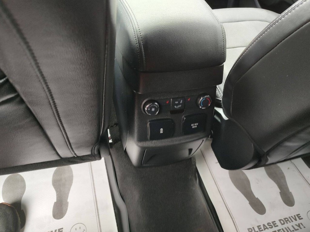 2018 Ford Explorer Image 25