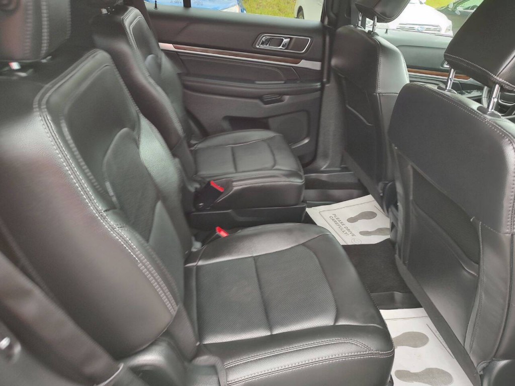 2018 Ford Explorer Image 34