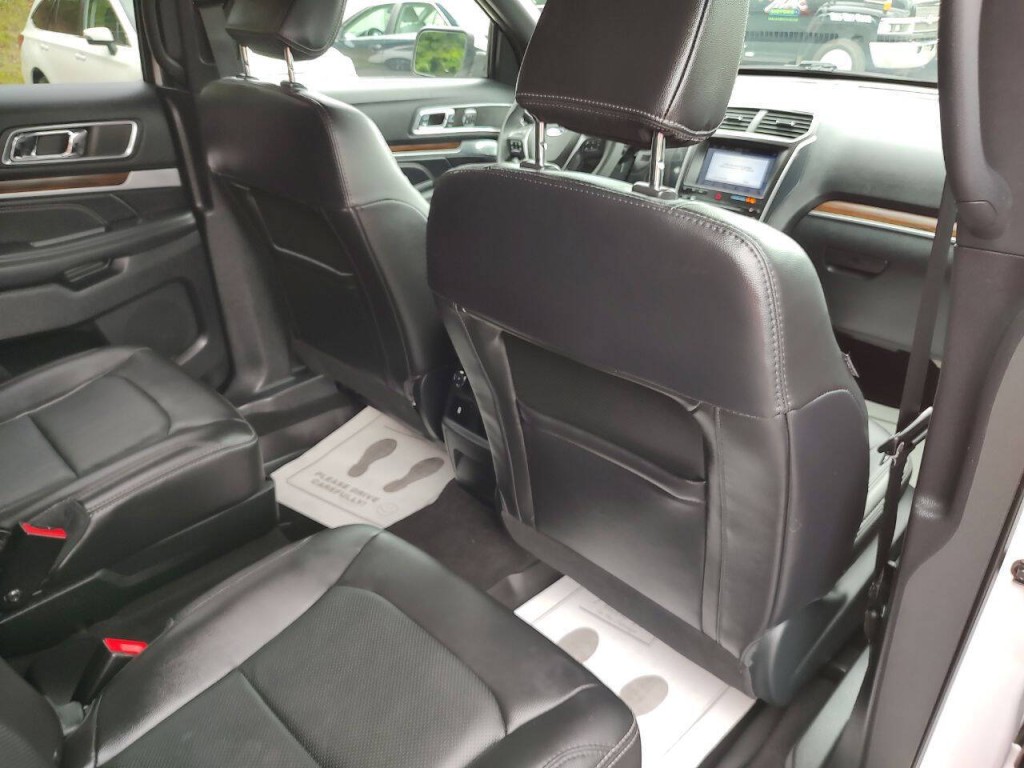 2018 Ford Explorer Image 35
