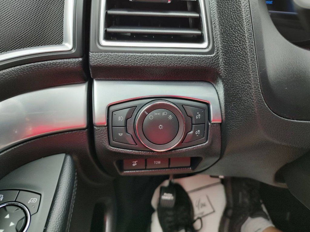 2018 Ford Explorer Image 52