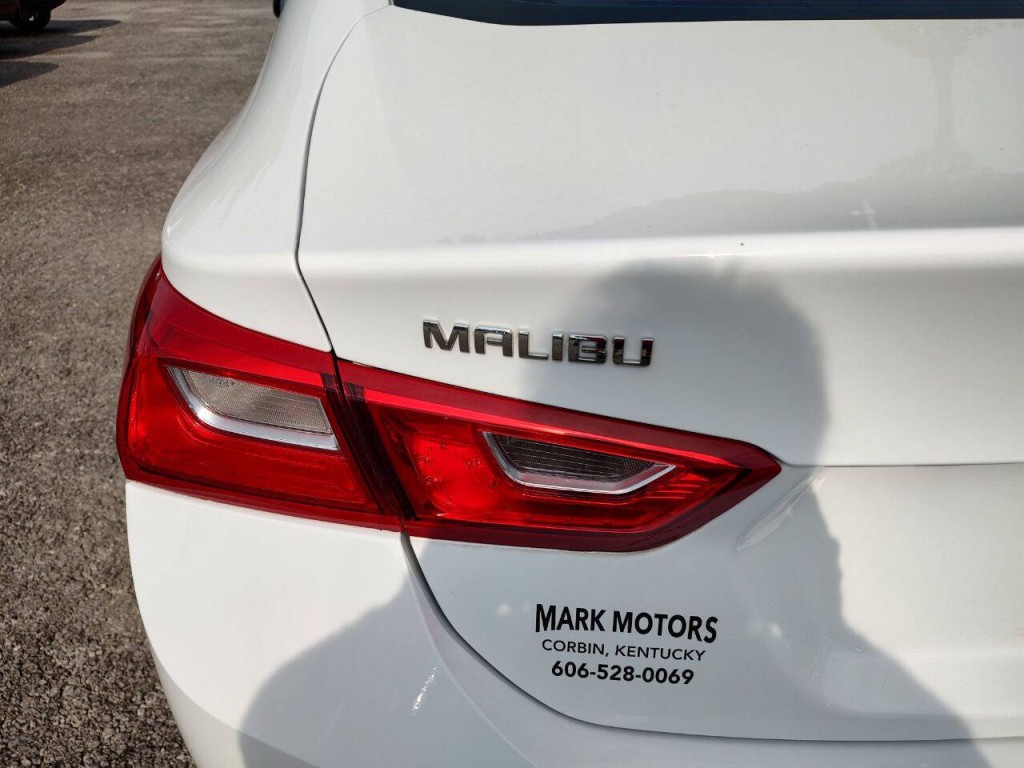 2021 Chevrolet Malibu Image 14