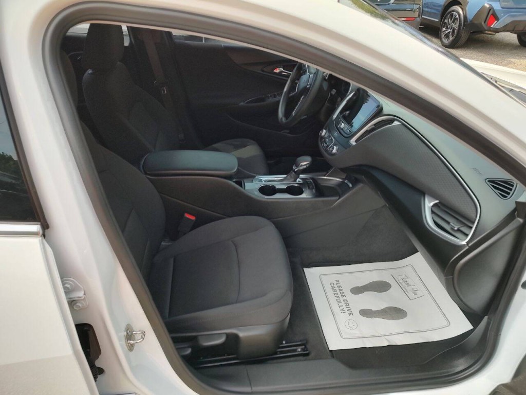 2021 Chevrolet Malibu Image 30
