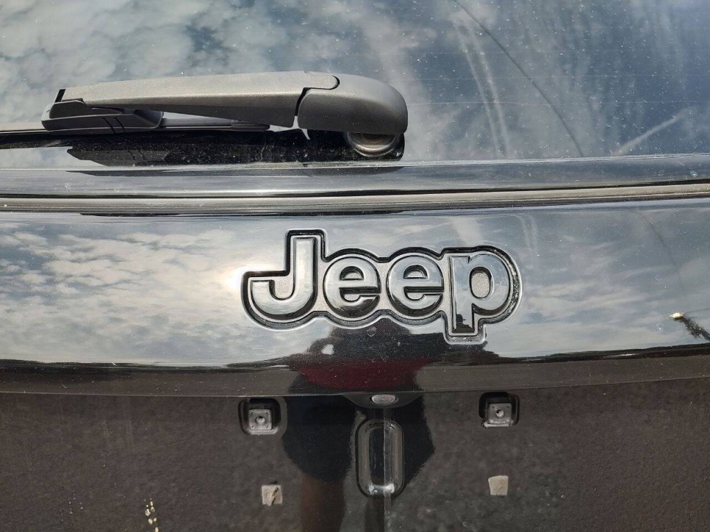 2021 Jeep Compass Image 15