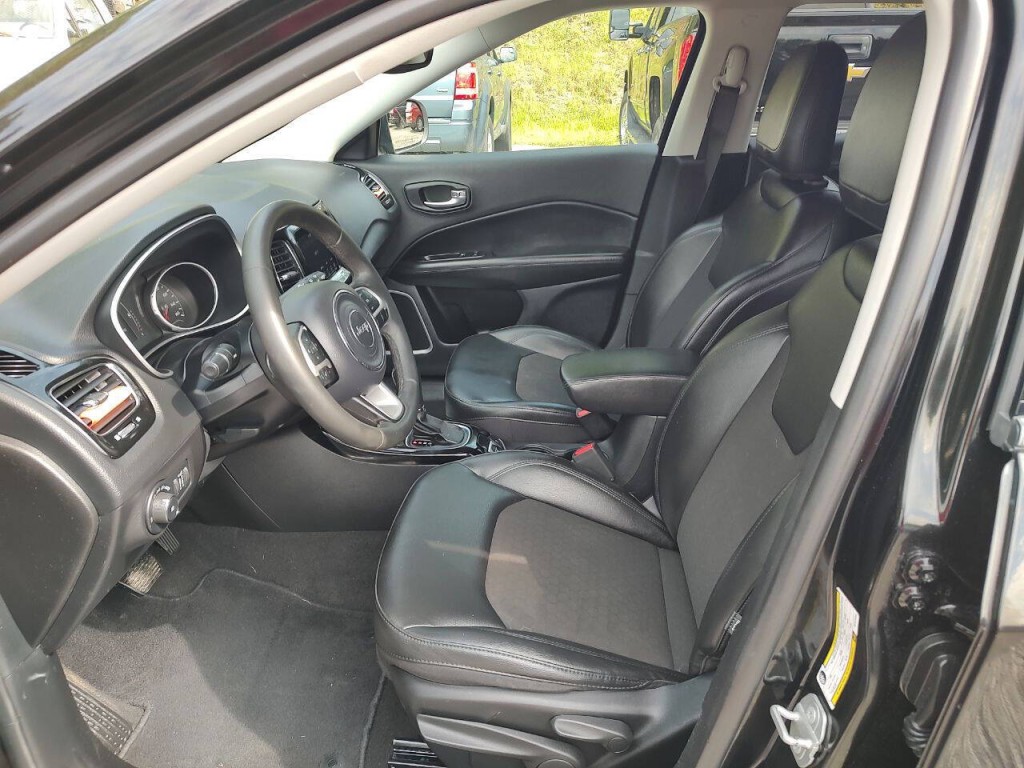 2021 Jeep Compass Image 16