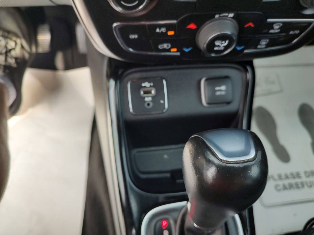 2021 Jeep Compass Image 36