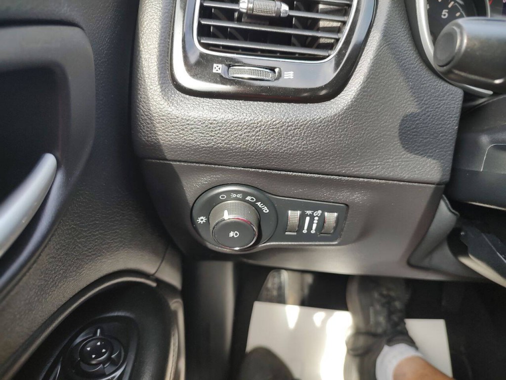 2021 Jeep Compass Image 43