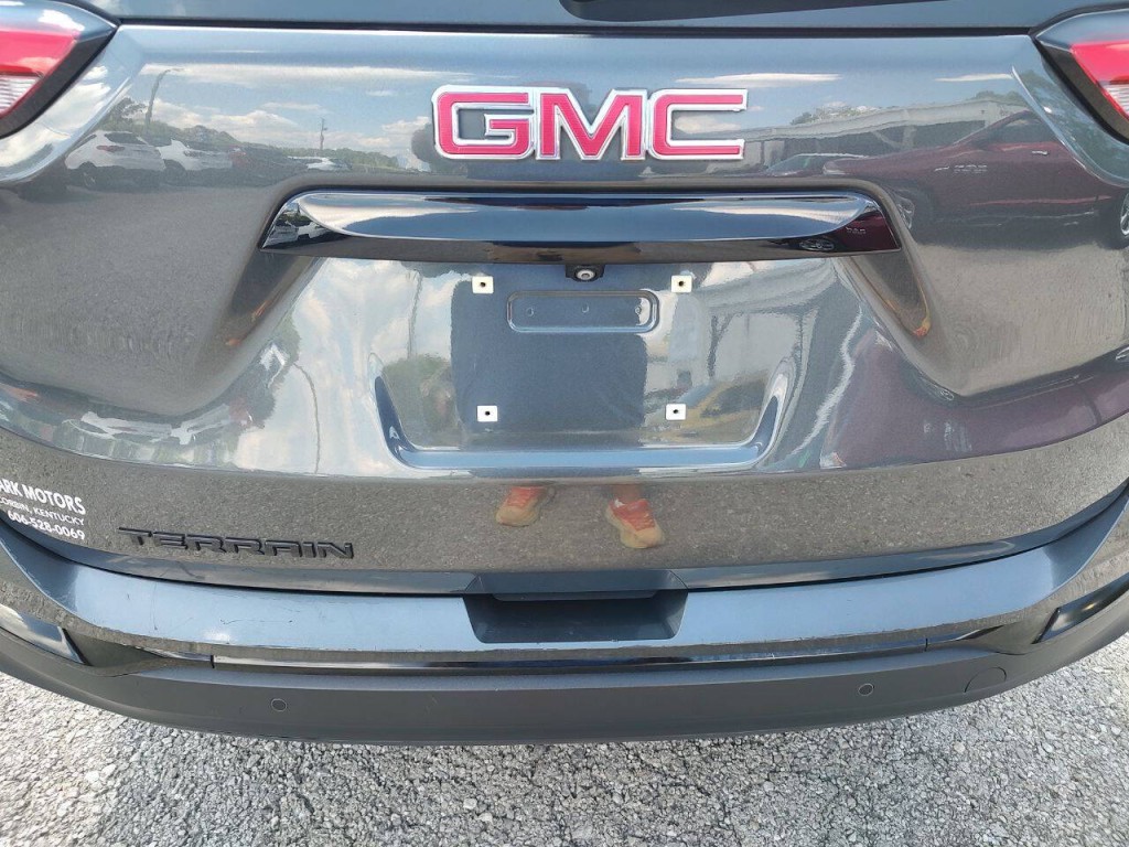 2020 GMC Terrain Image 15