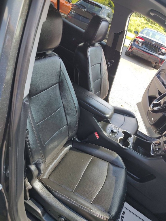 2020 GMC Terrain Image 35