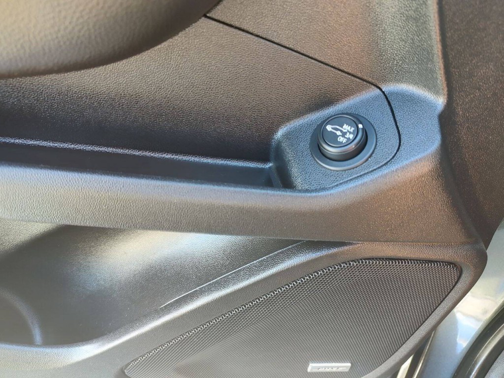 2020 GMC Terrain Image 56