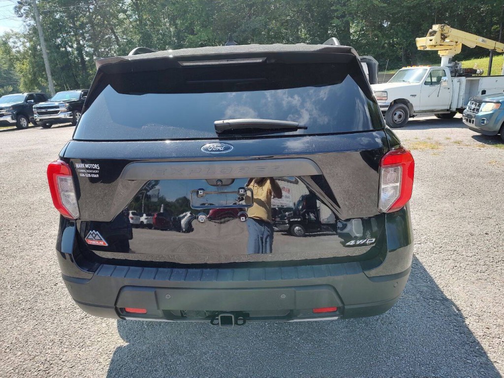 2023 Ford Explorer Image 8