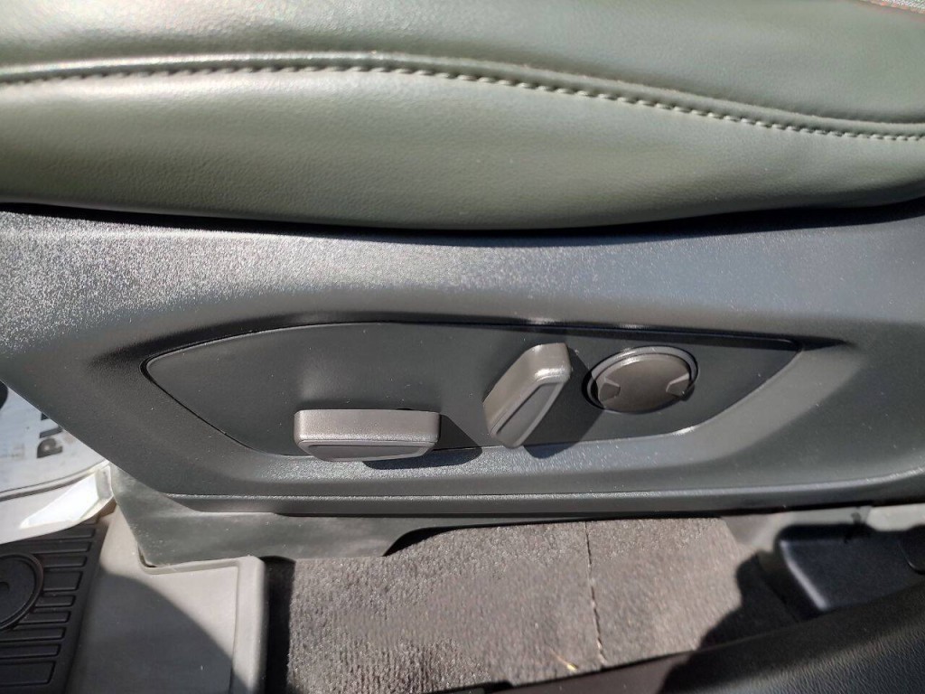 2023 Ford Explorer Image 23