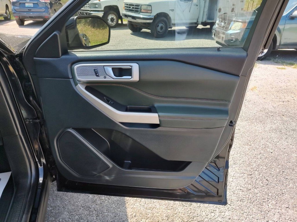 2023 Ford Explorer Image 43
