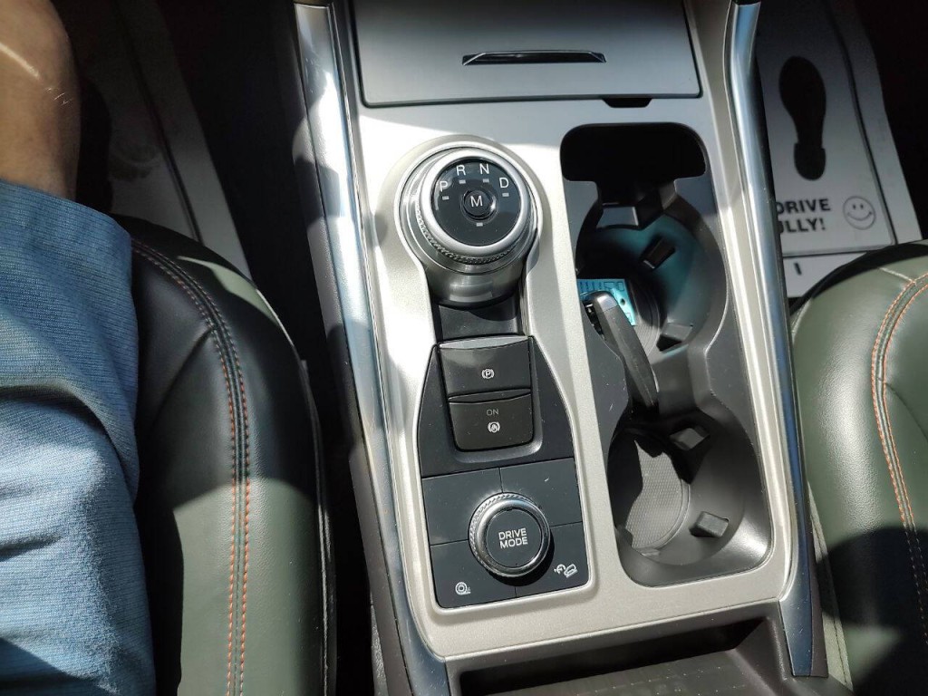 2023 Ford Explorer Image 48
