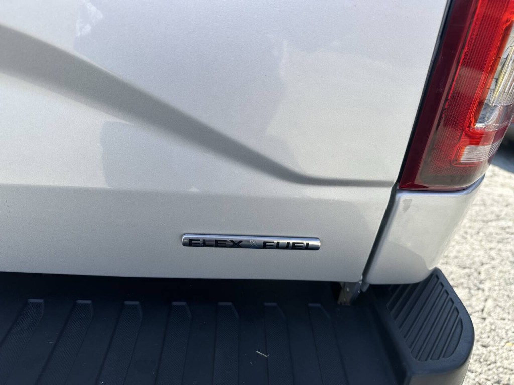 2016 Ford F-150 Image 9