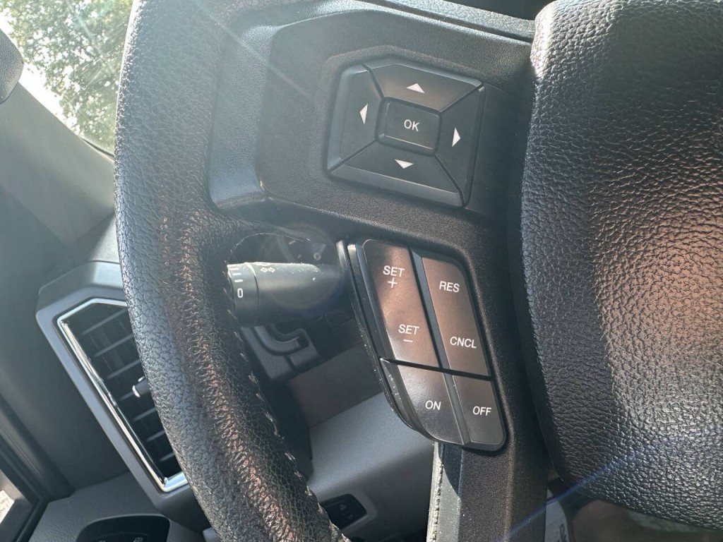 2016 Ford F-150 Image 32