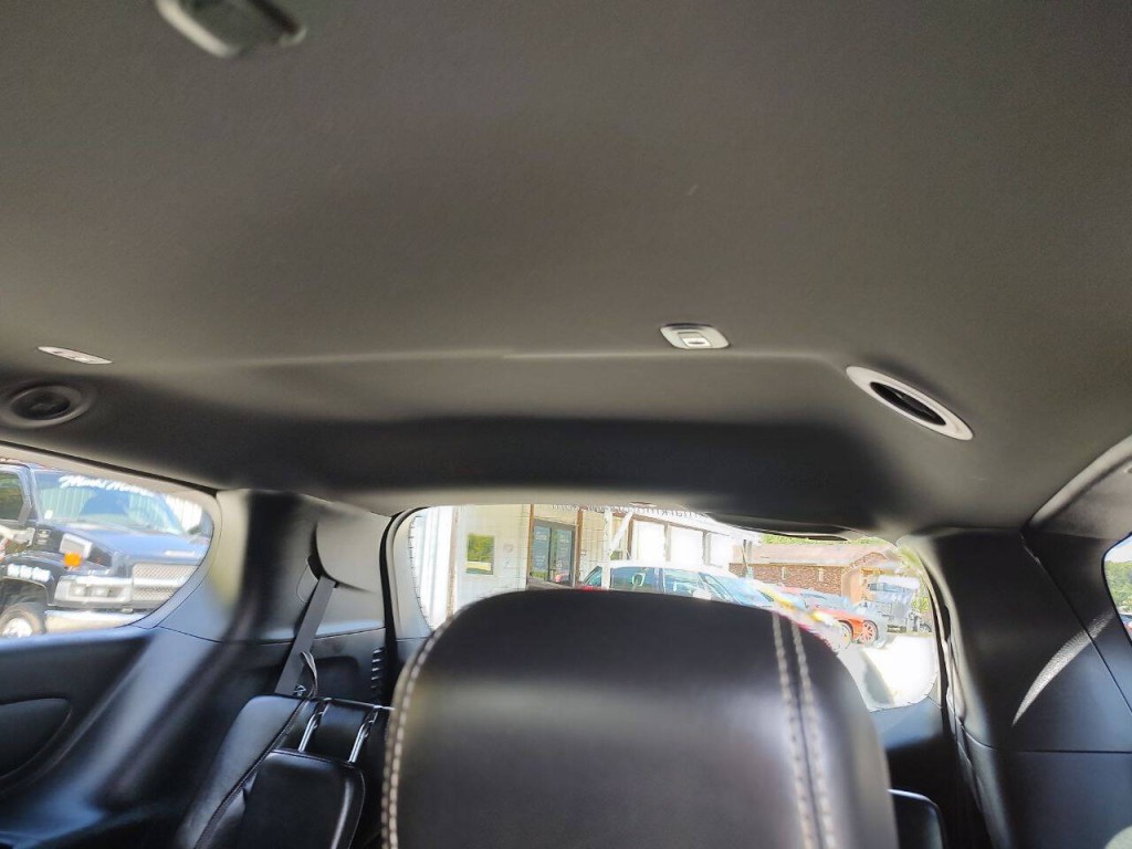 2025 Chrysler Pacifica Image 32