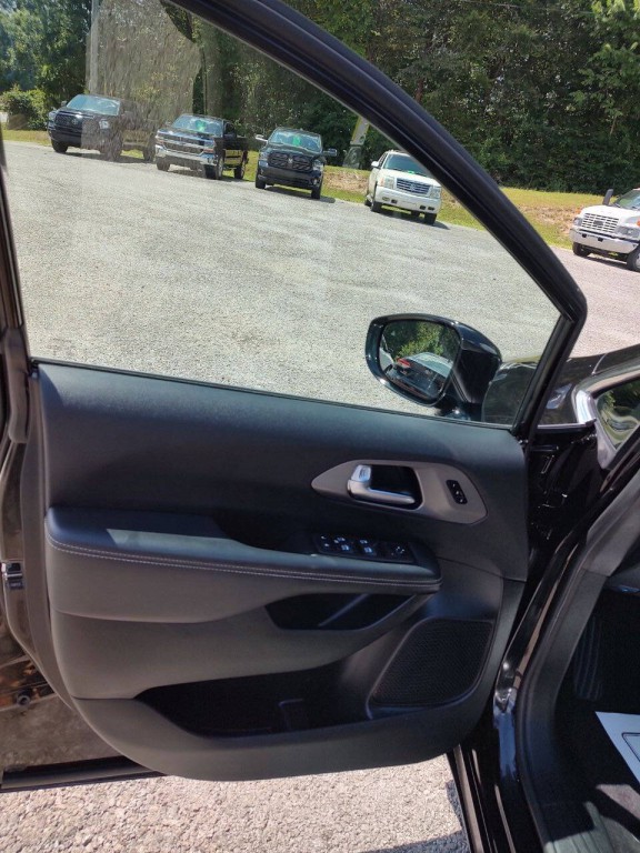 2025 Chrysler Pacifica Image 27