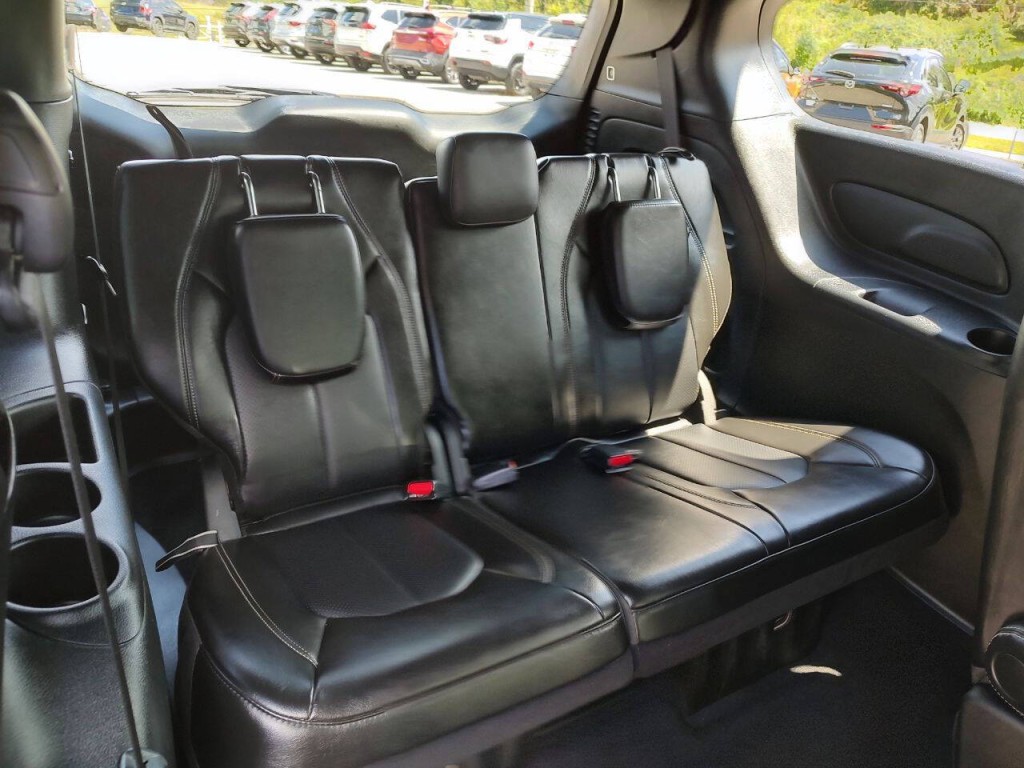 2025 Chrysler Pacifica Image 51