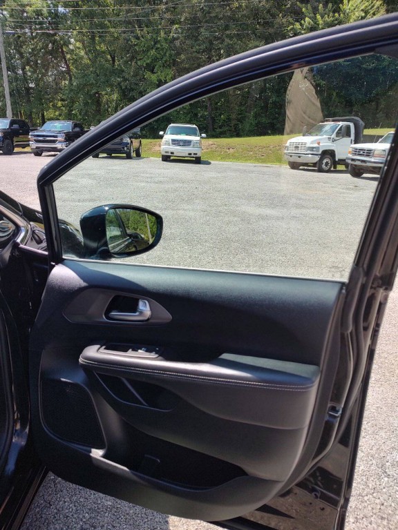 2025 Chrysler Pacifica Image 56