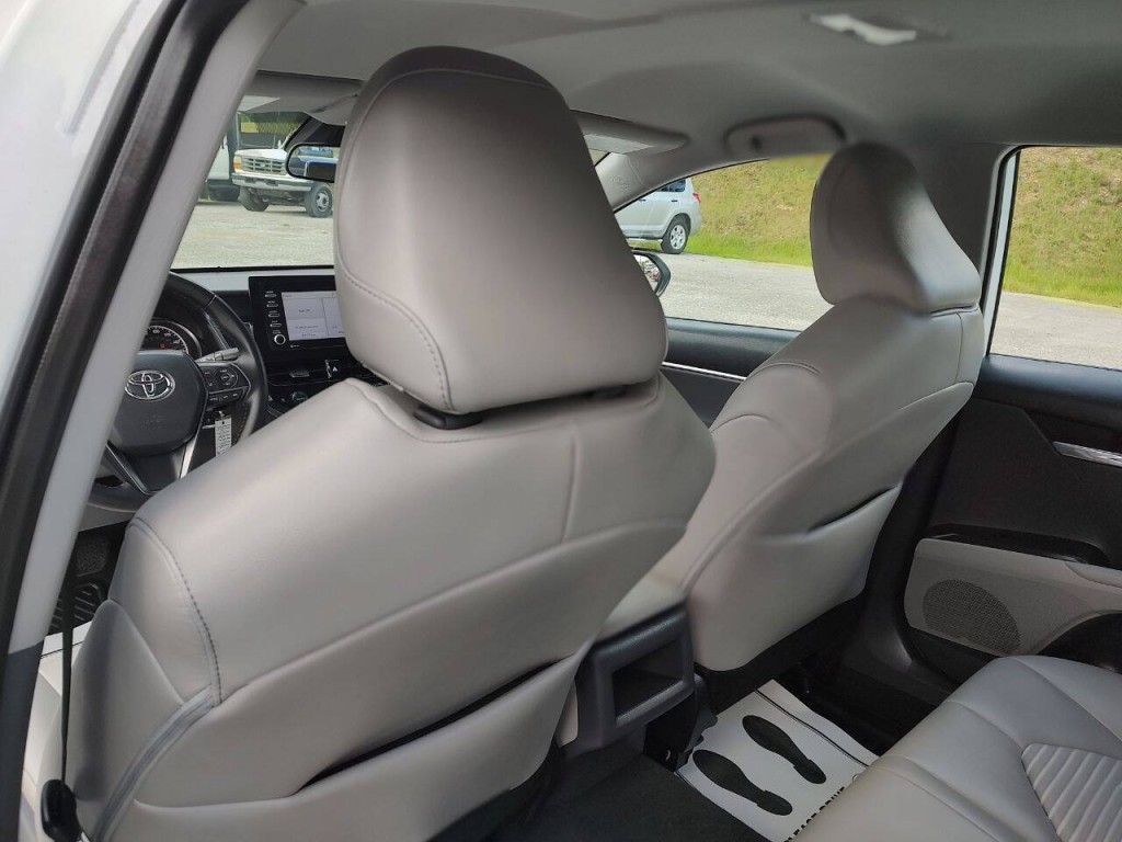 2023 Toyota Camry Image 24