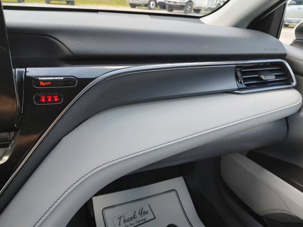 2023 Toyota Camry Image 43