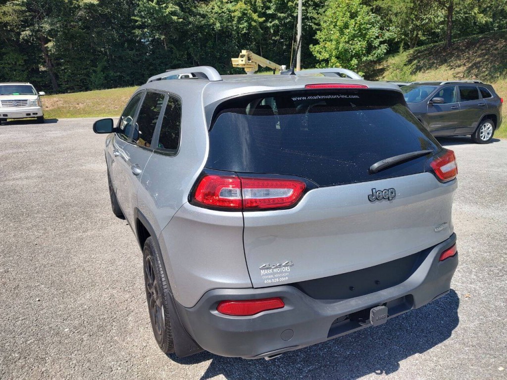 2014 Jeep Cherokee Image 8