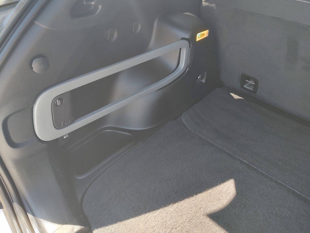2014 Jeep Cherokee Image 23