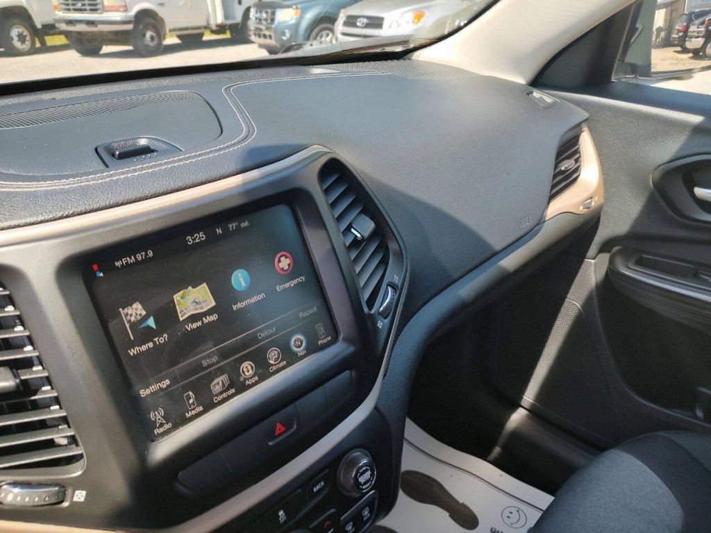 2014 Jeep Cherokee Image 31