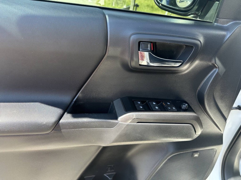 2022 Toyota Tacoma Image 22