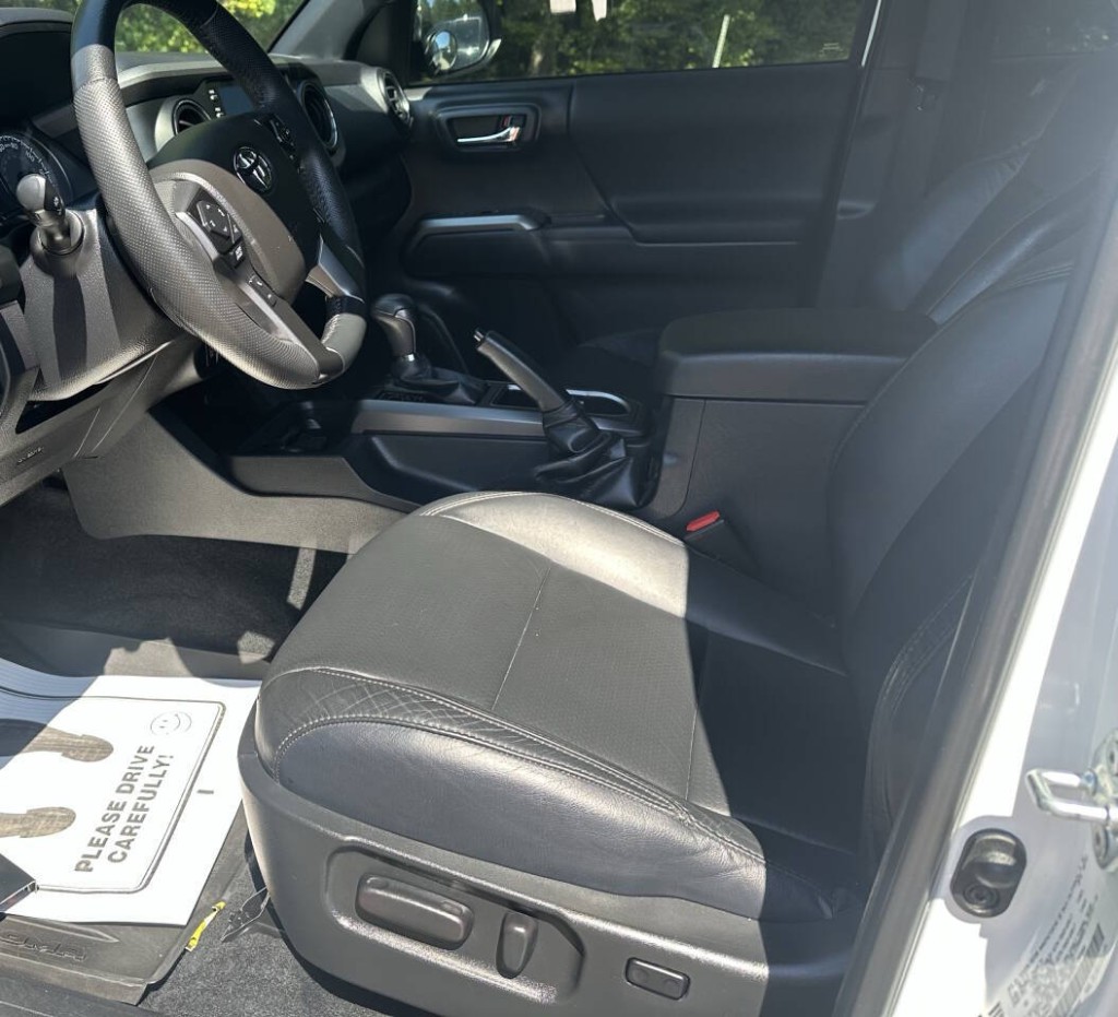 2022 Toyota Tacoma Image 23