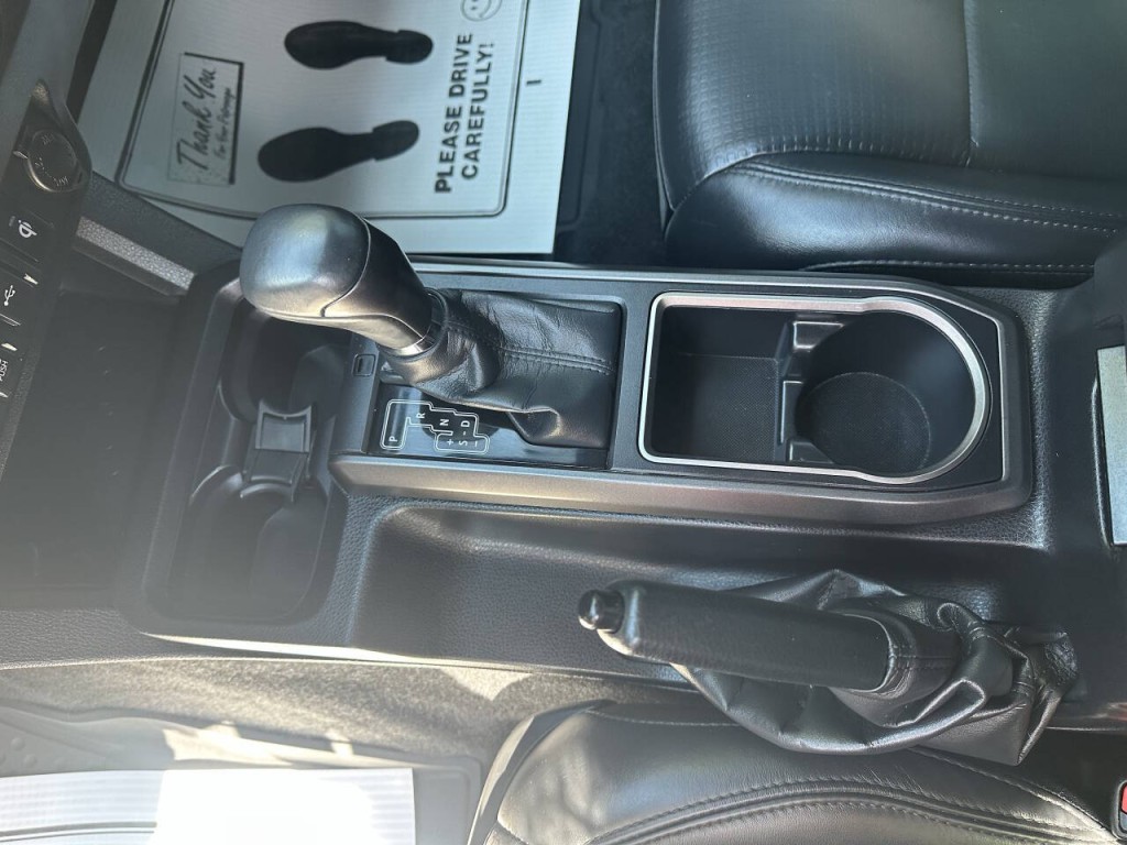 2022 Toyota Tacoma Image 26