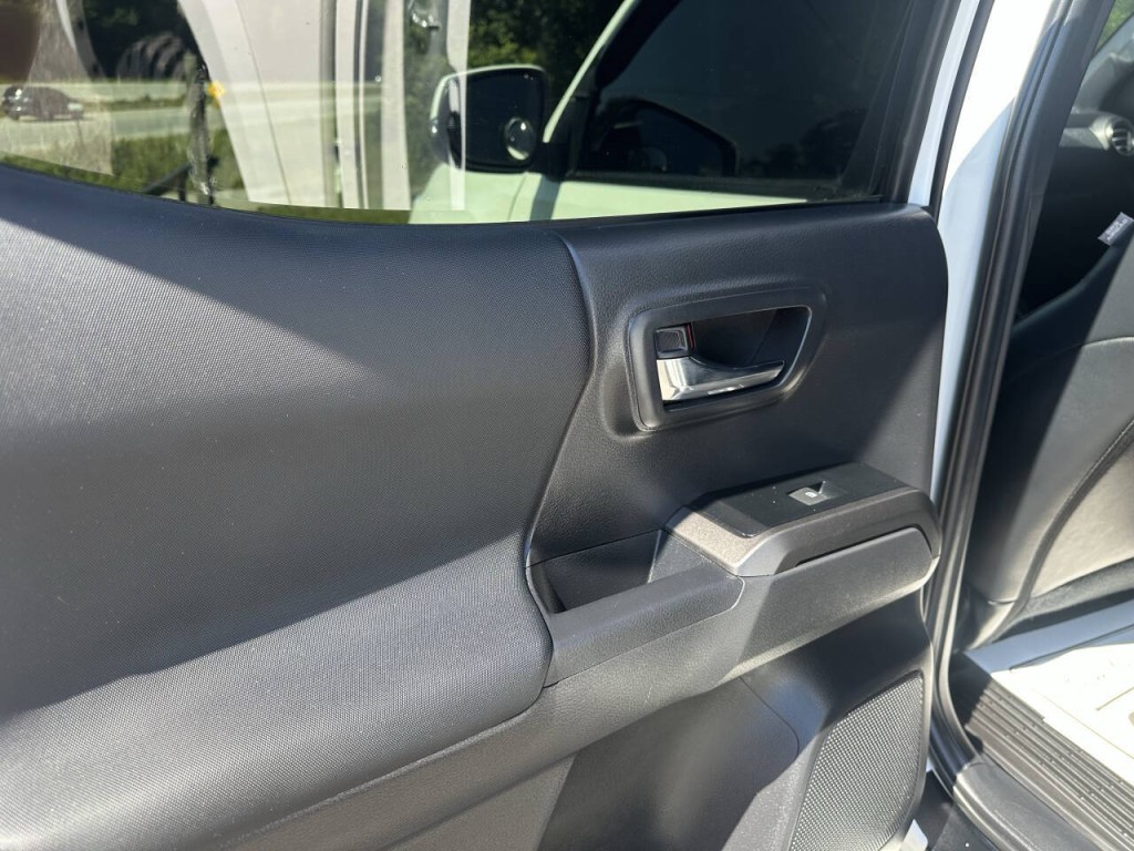 2022 Toyota Tacoma Image 28