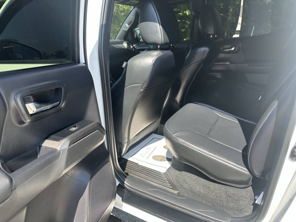 2022 Toyota Tacoma Image 29