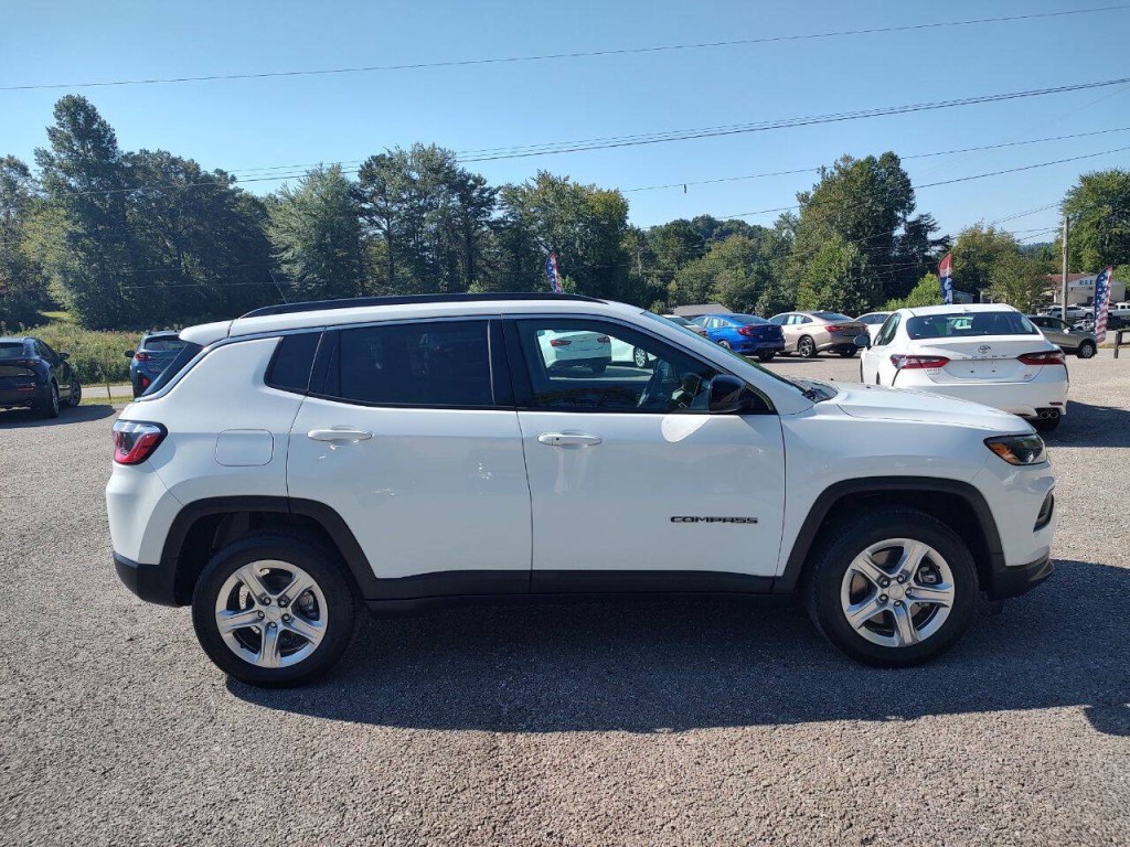 2023 Jeep Compass Image 5