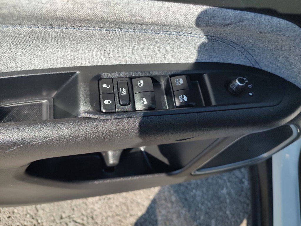 2023 Jeep Compass Image 17