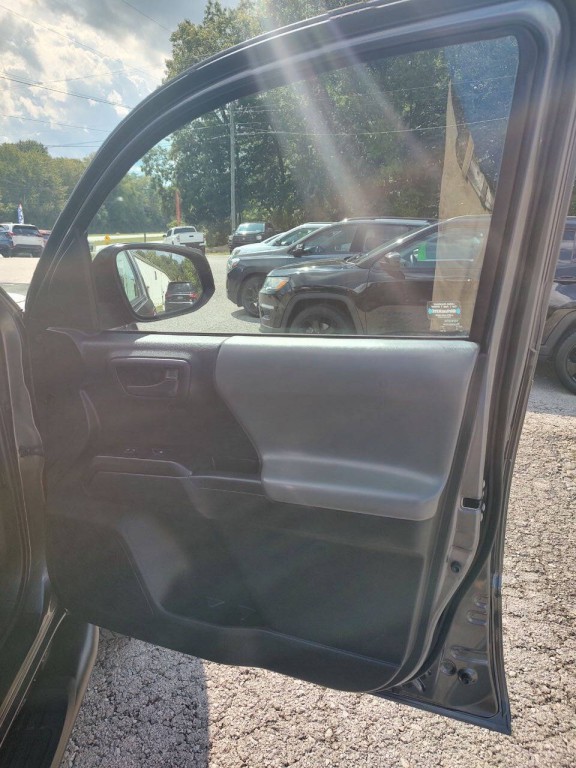 2022 Toyota Tacoma Image 42