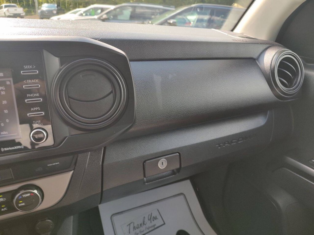 2022 Toyota Tacoma Image 43