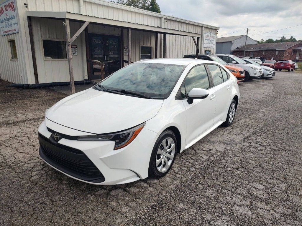 2024 Toyota Corolla Image 3