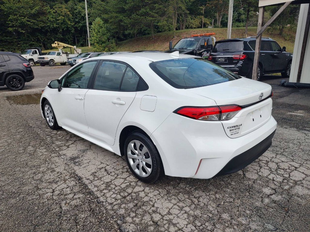 2024 Toyota Corolla Image 9