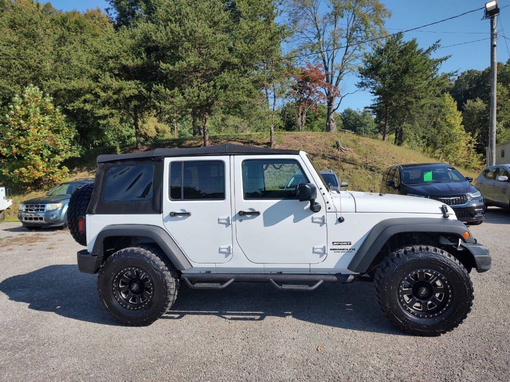 2017 Jeep Wrangler Unlimited Image 7