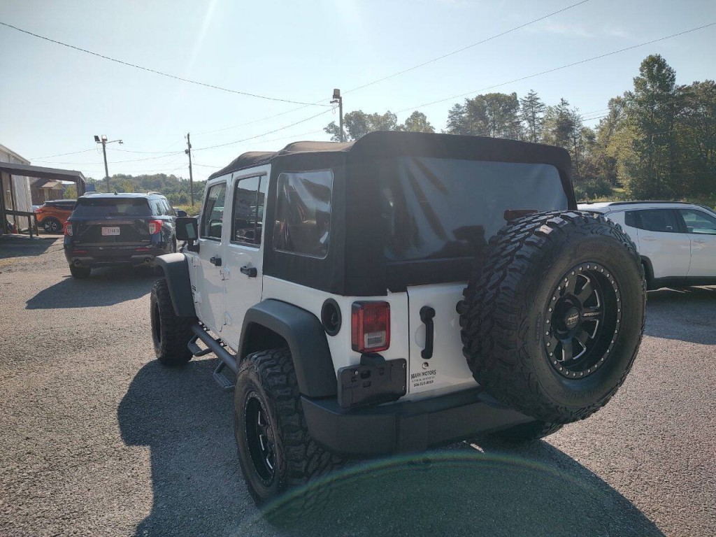 2017 Jeep Wrangler Unlimited Image 10