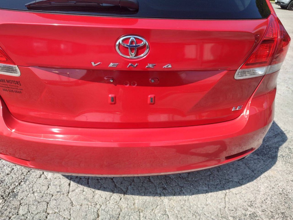 2012 Toyota Venza Image 12