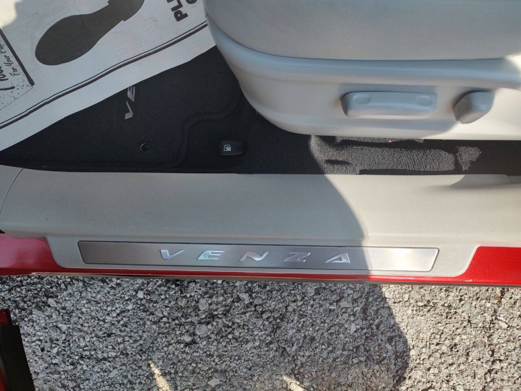 2012 Toyota Venza Image 19
