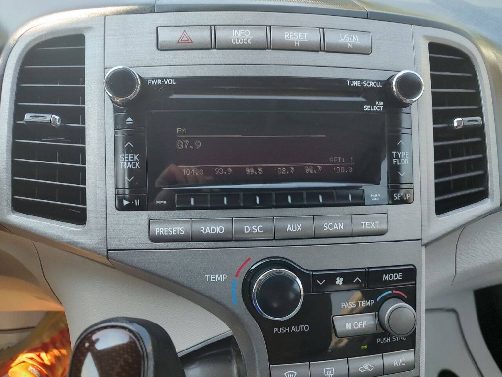 2012 Toyota Venza Image 43