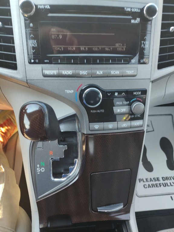 2012 Toyota Venza Image 44