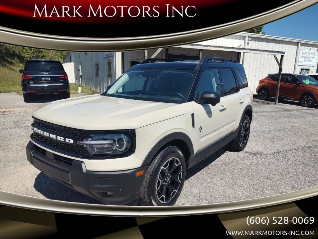 2025 Ford Bronco Image 1